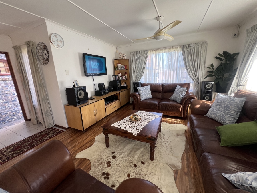 3 Bedroom Property for Sale in Berea Eastern Cape